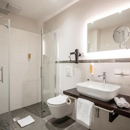 Hotel Alex An Der Ahr 4*