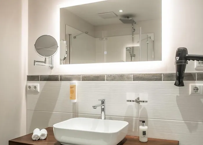 מלון Alex An Der Ahr